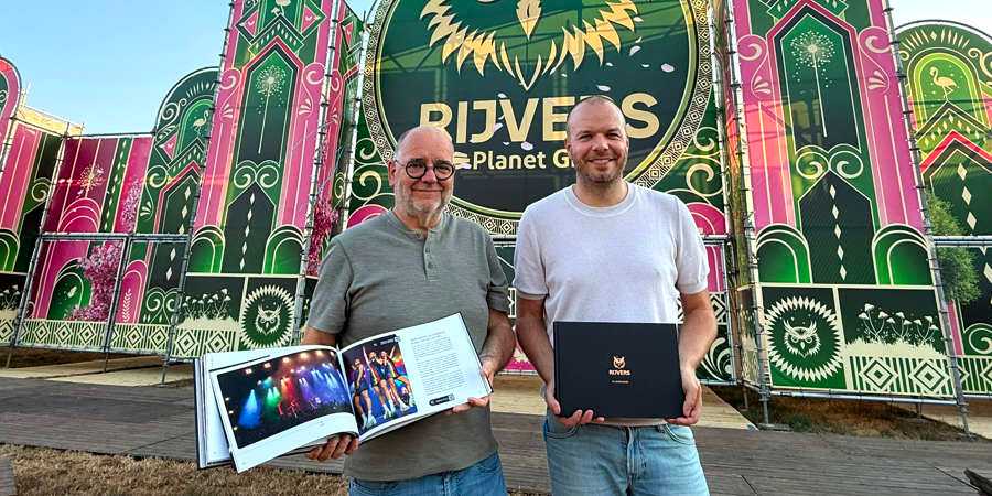 Boek 10 jaar Rijvers festival Boek 10 jaar Rijvers festival