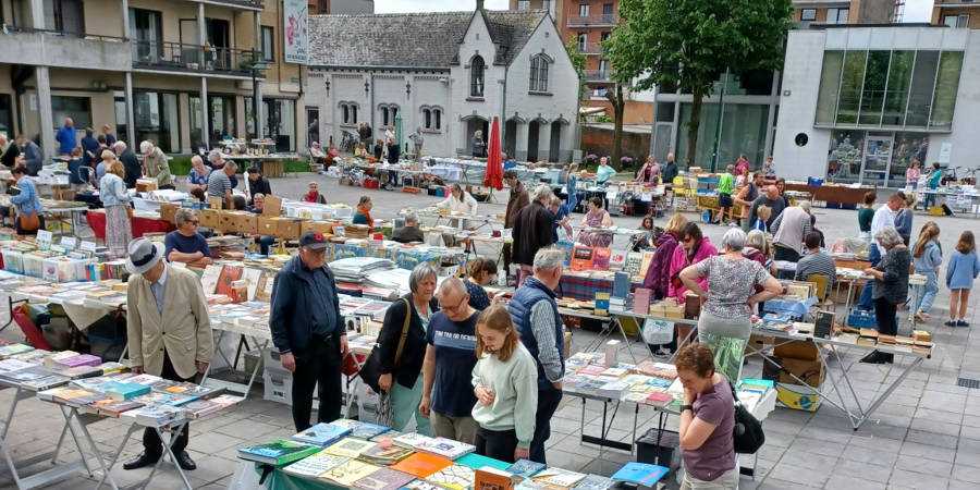 Boekenmarkt Eeklo Boekenmarkt Eeklo